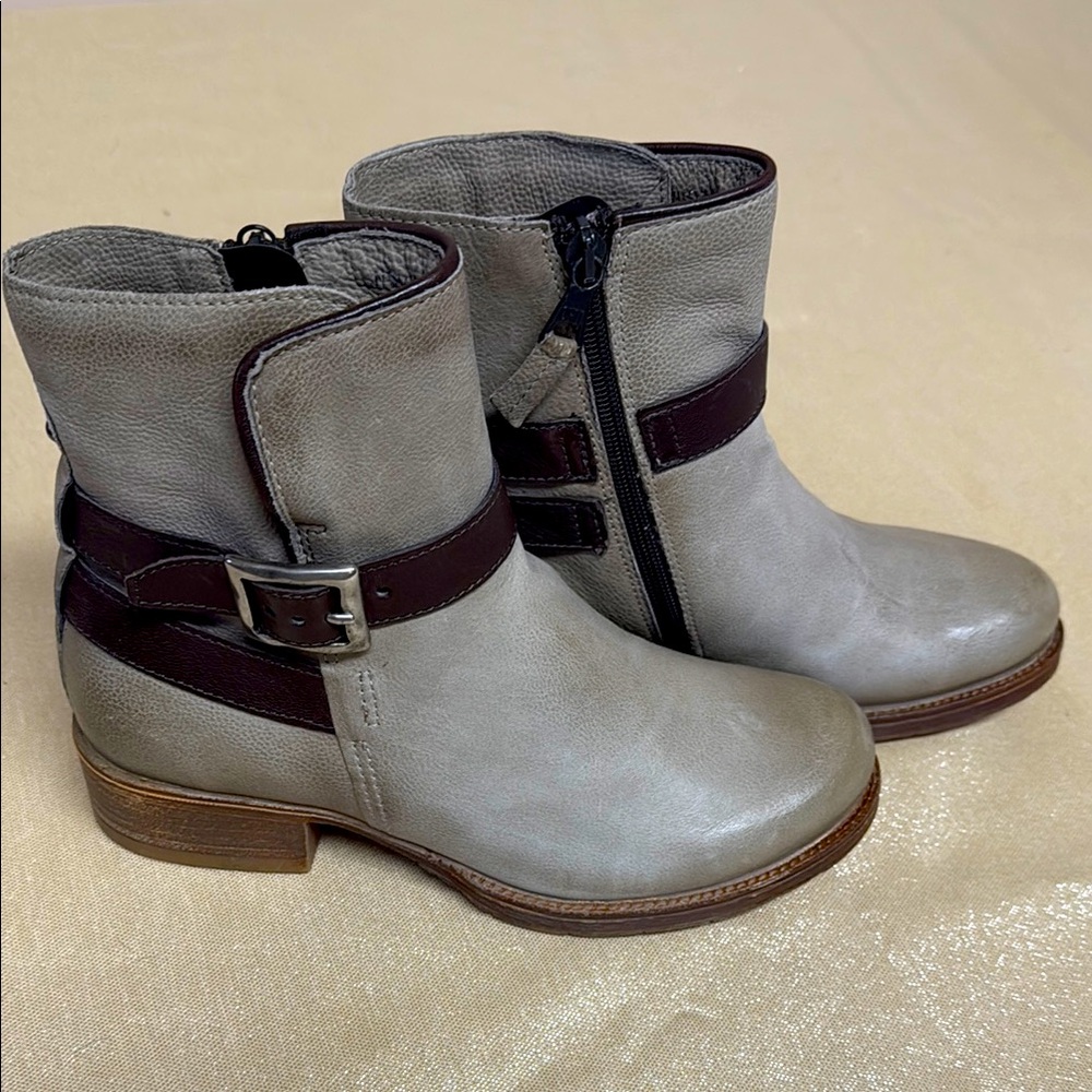 Mix Mooz New YorkCity Stylish Gray and Brown leather Ankle Boots